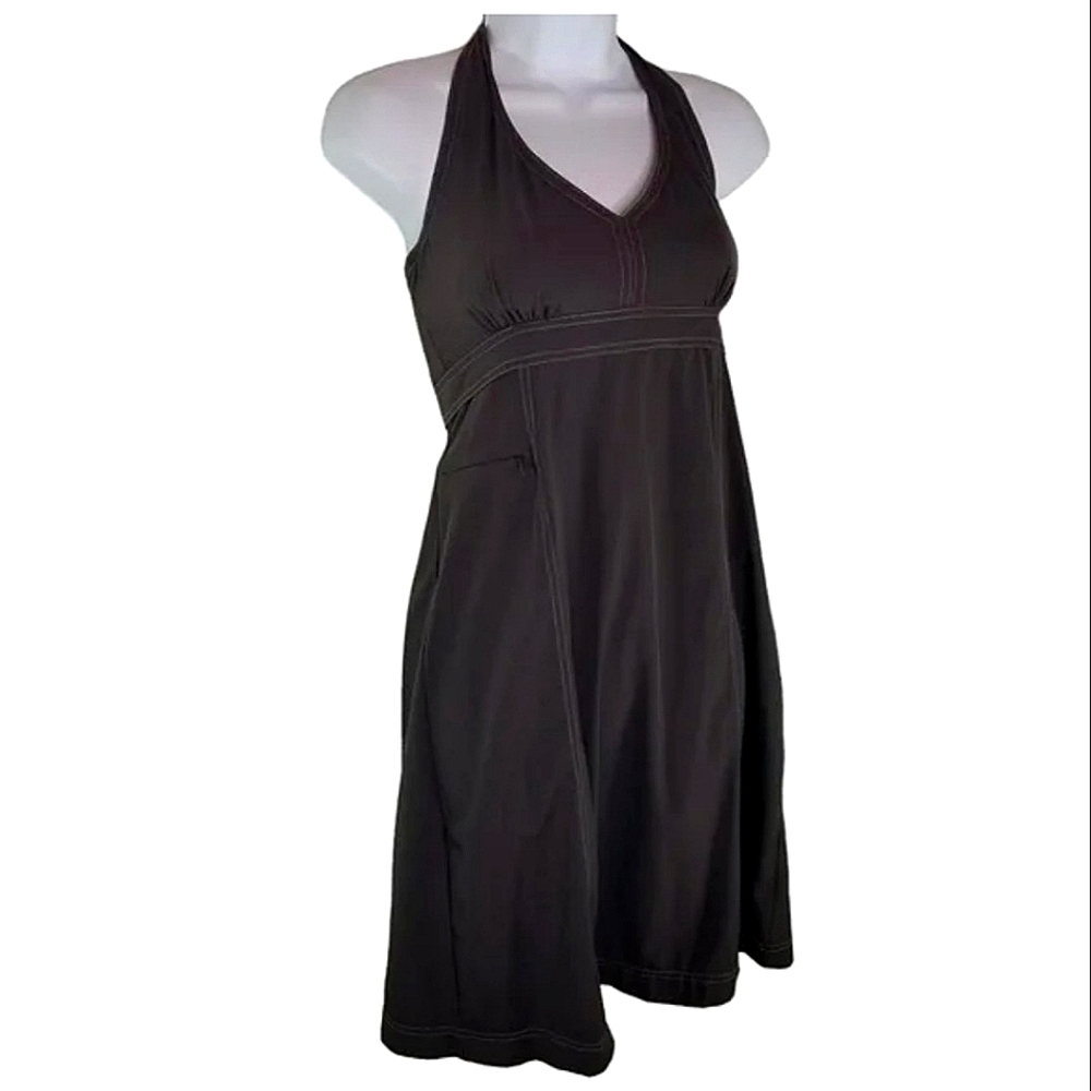 Black Knee-Length Backless Ruched Sundress with Halter Neckline Size 4